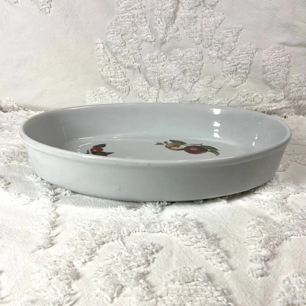 VTG BIA CORDON BLEU INTERNATIONAL Ceramic Casserole Dish Fruits Glossy Finish